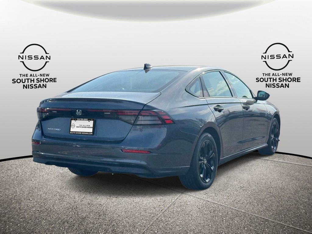Used 2025 Honda Accord SE image 5