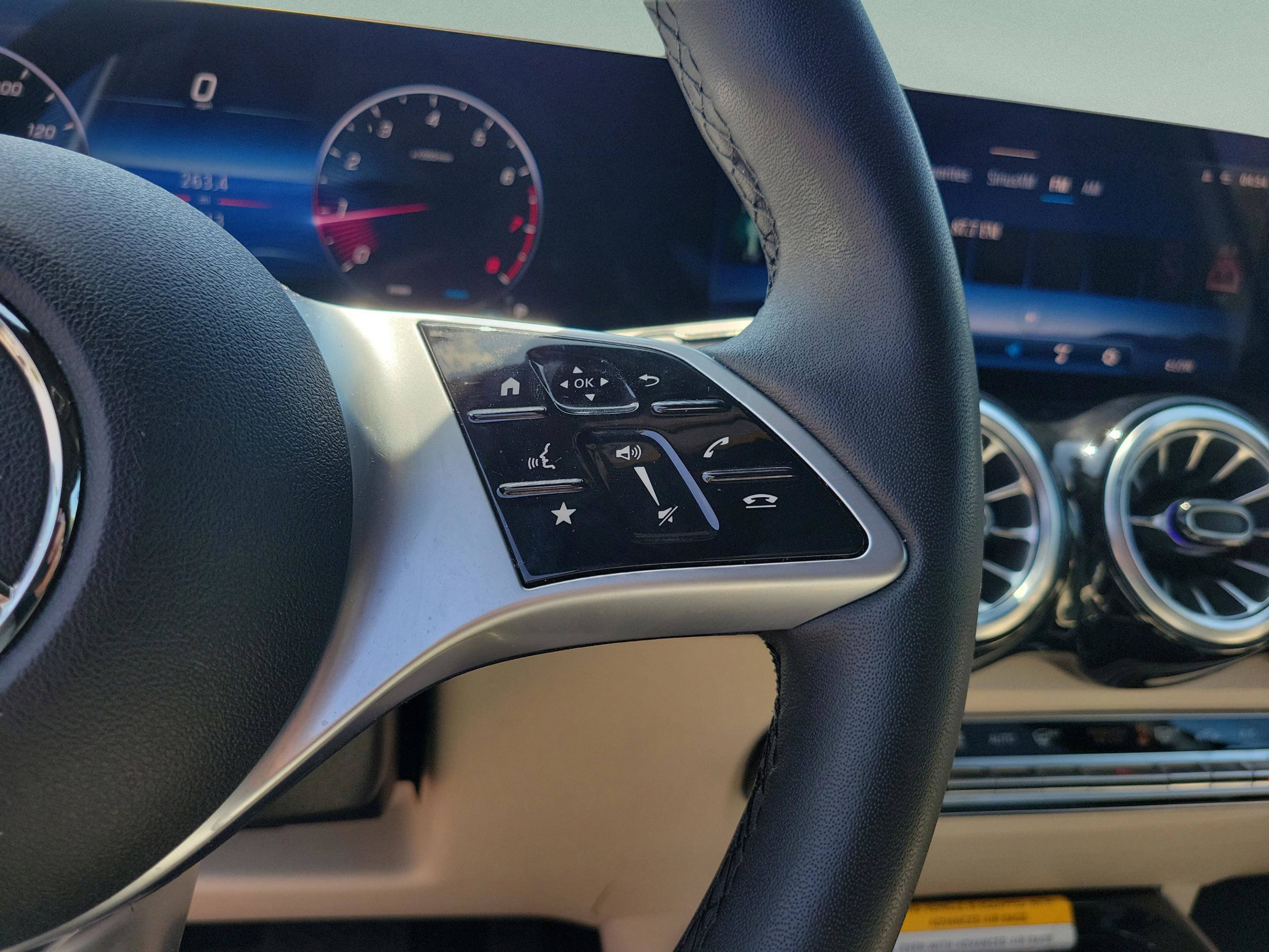 Certified 2026 Mercedes-Benz GLB 250 image 31