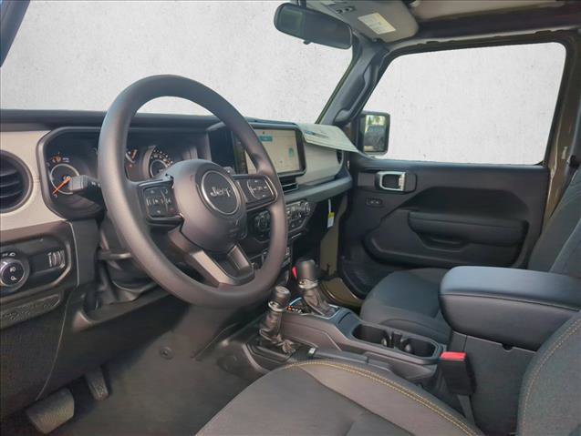 New 2026 Jeep Gladiator Sport AWD/4WD image 2