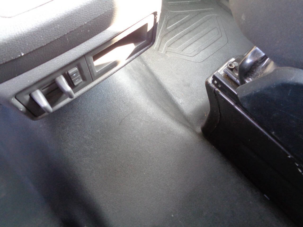 Used 2020 Ford Transit 350 DRW w/ Interior Upgrade Package image 72