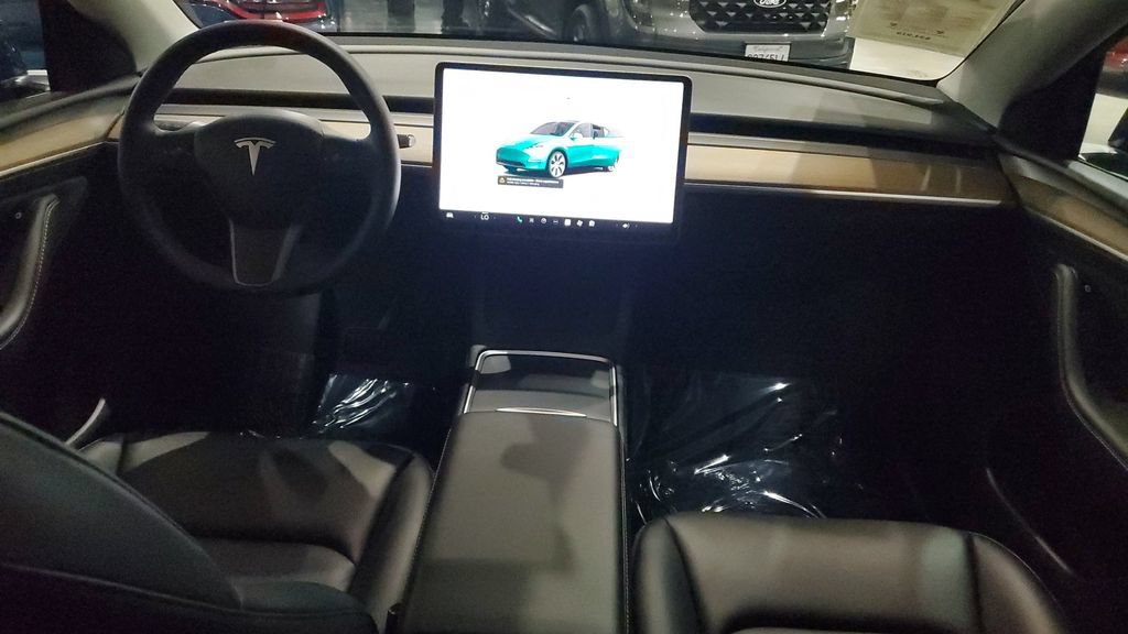 Used 2023 Tesla Model Y Long Range AWD/4WD image 11
