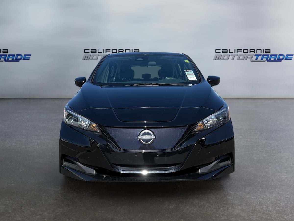 Used 2025 Nissan Leaf S FWD image 2