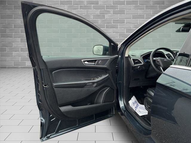 Certified 2022 Ford Edge SEL w/ Convenience Package image 17