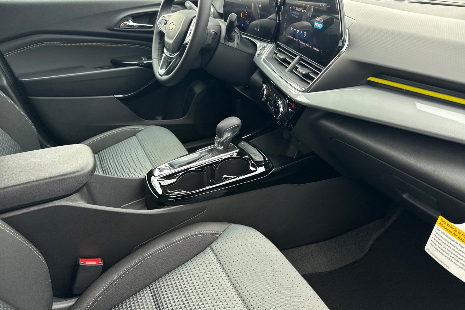 New 2026 Chevrolet Trax LT w/ Driver Confidence Package image 15