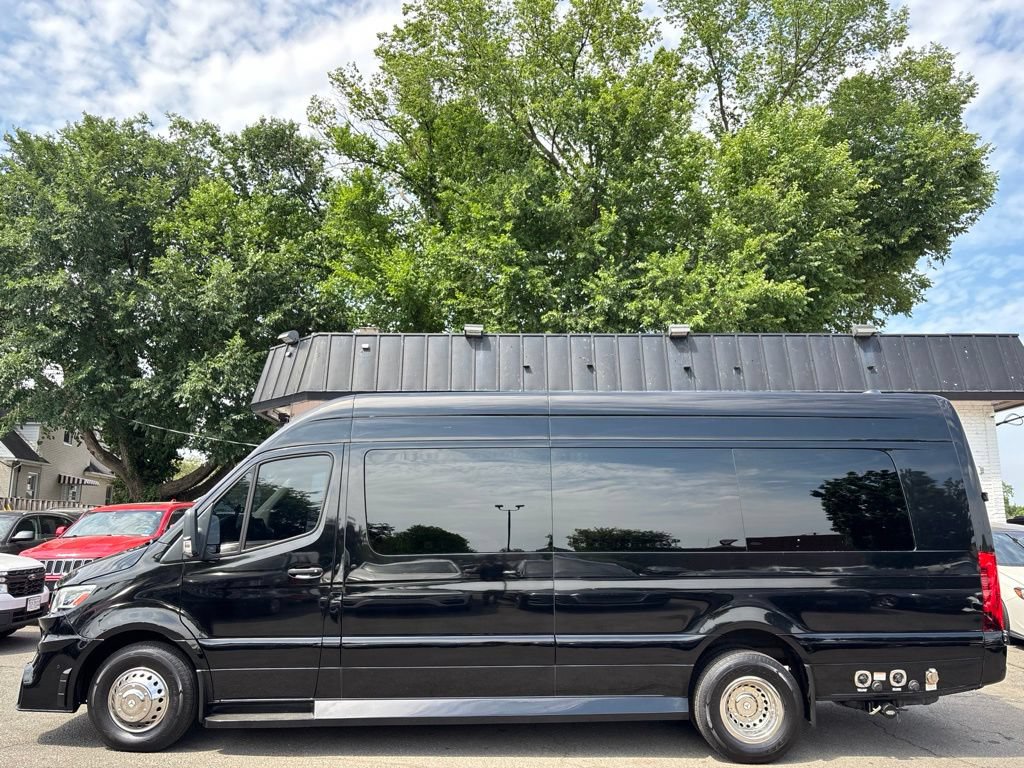 Used 2020 Mercedes-Benz Sprinter 3500 image 4