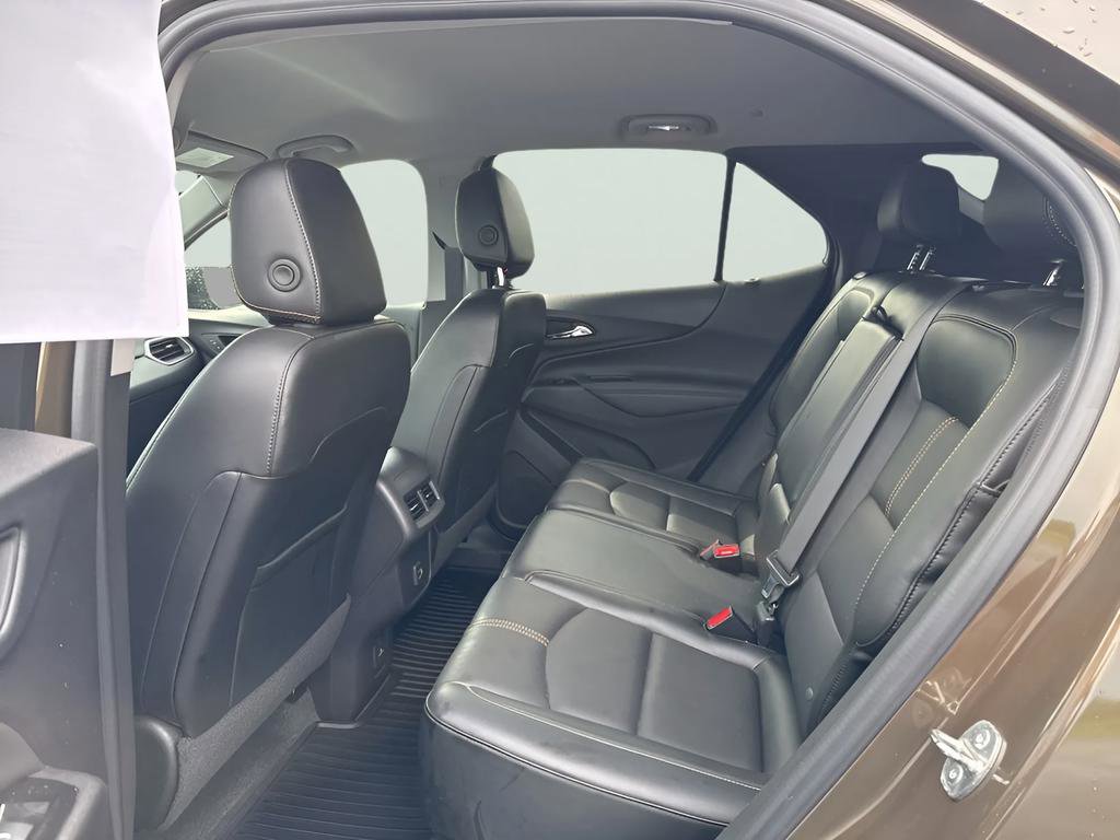 Used 2024 Chevrolet Equinox Premier image 19