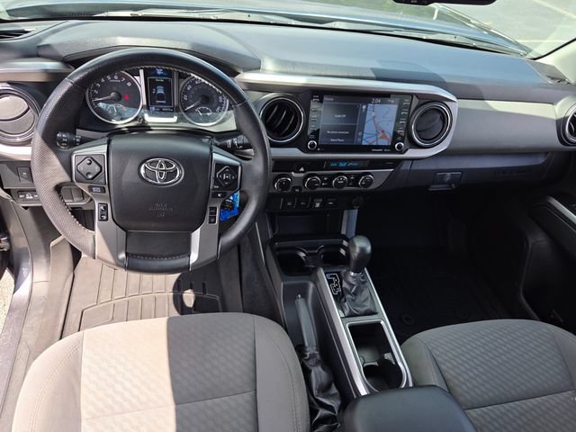 Used 2021 Toyota Tacoma SR5 AWD/4WD image 16