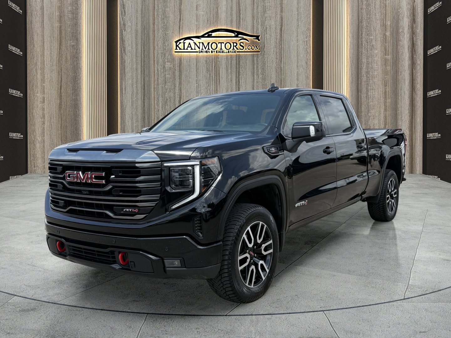 Used 2024 GMC Sierra 1500 AT4 AWD/4WD image 3