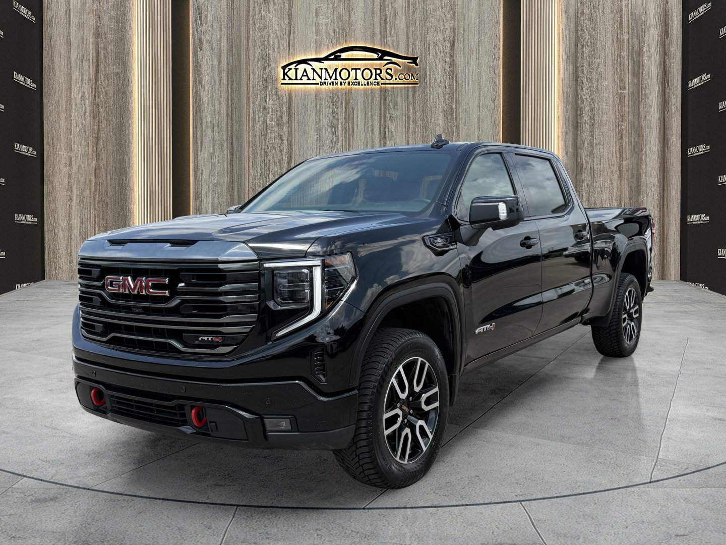 Used 2024 GMC Sierra 1500 AT4 image 3