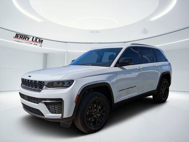 New 2026 Jeep Grand Cherokee Altitude image 7