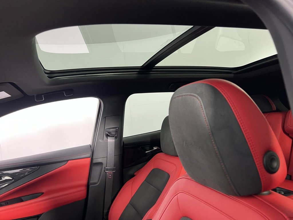 Used 2024 Chevrolet Blazer EV RS image 26