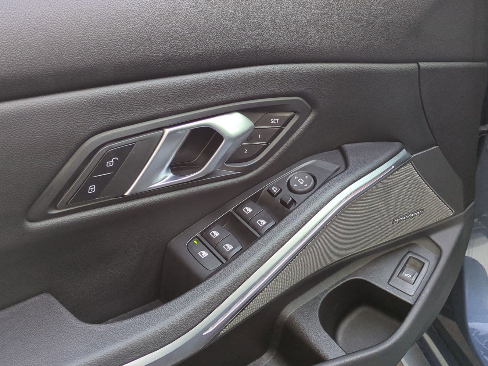 Used 2025 BMW M340i RWD image 15