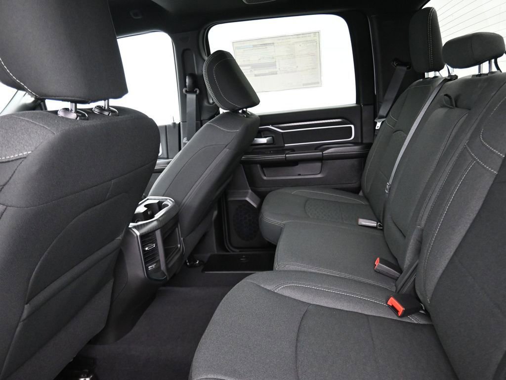 New 2026 RAM 3500 Big Horn AWD/4WD image 14