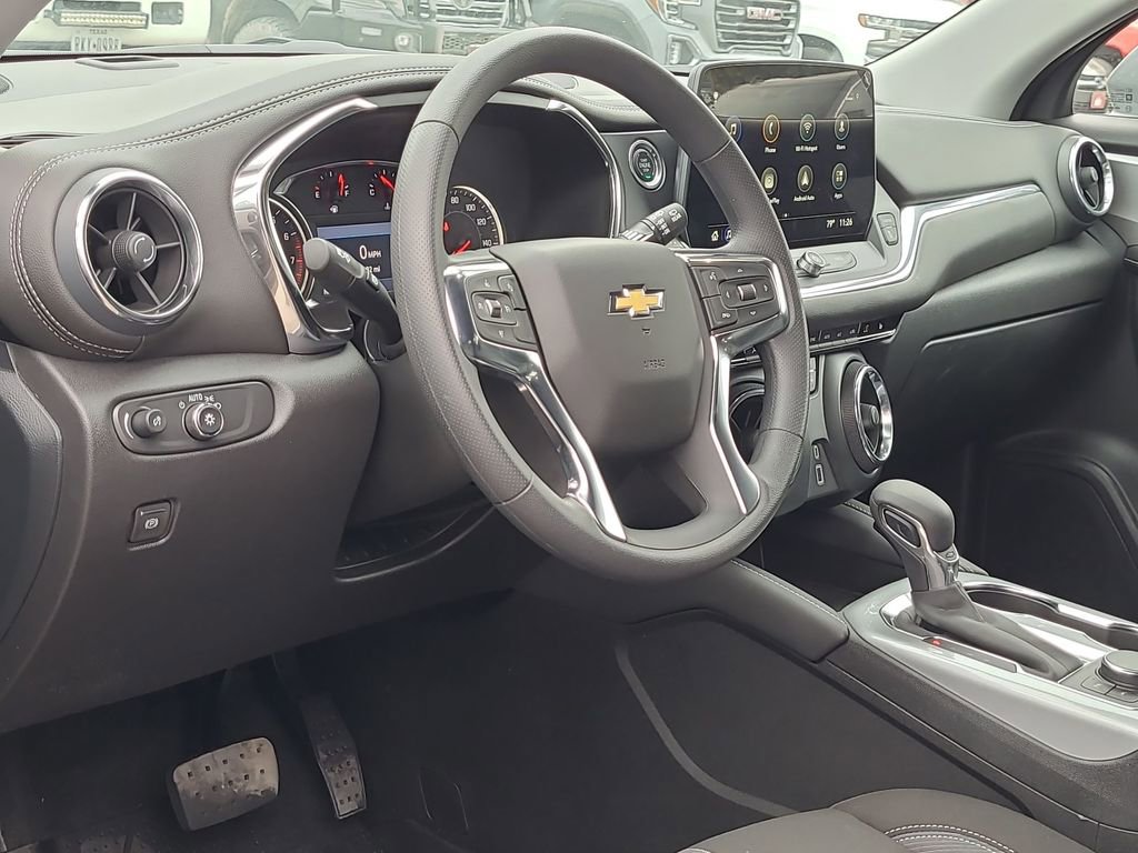 New 2025 Chevrolet Blazer LT w/ Driver Confidence Package image 10