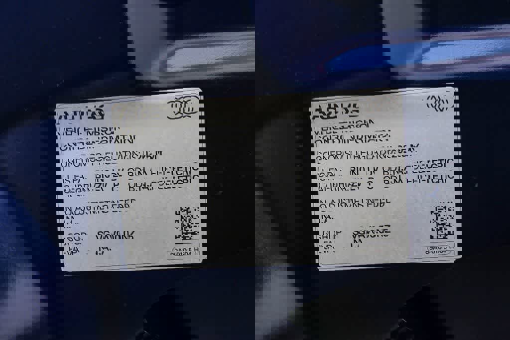 Used 2025 Audi Q4 e-tron Premium Plus w/ Premium Plus AWD/4WD image 28