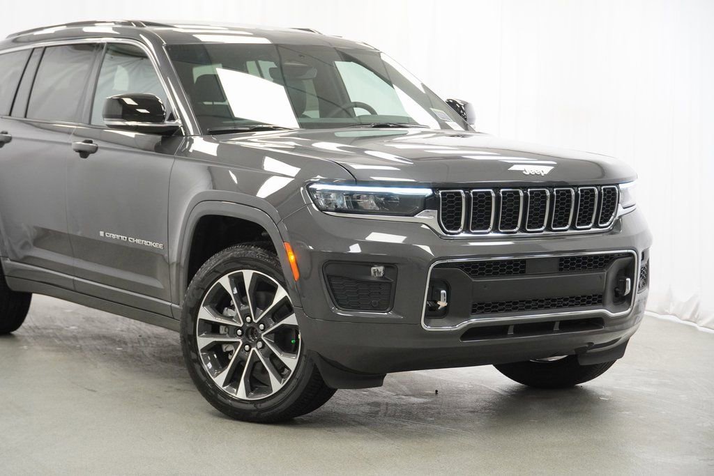 New 2025 Jeep Grand Cherokee L Overland w/ Trailer Tow Package image 3