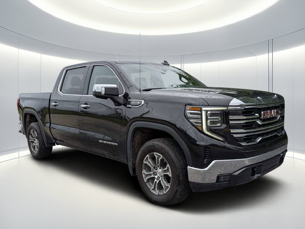 Used 2025 GMC Sierra 1500 SLT AWD/4WD image 2