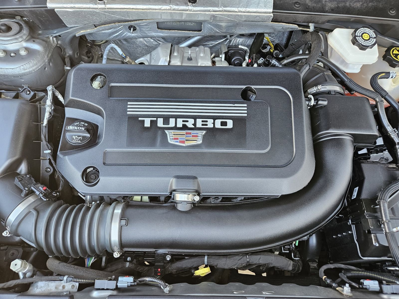 Certified 2023 Cadillac XT4 Sport w/ LPO, Onyx Lite Package image 33