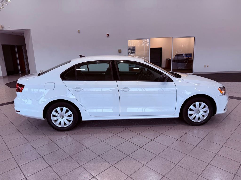 Used 2016 Volkswagen Jetta S image 12