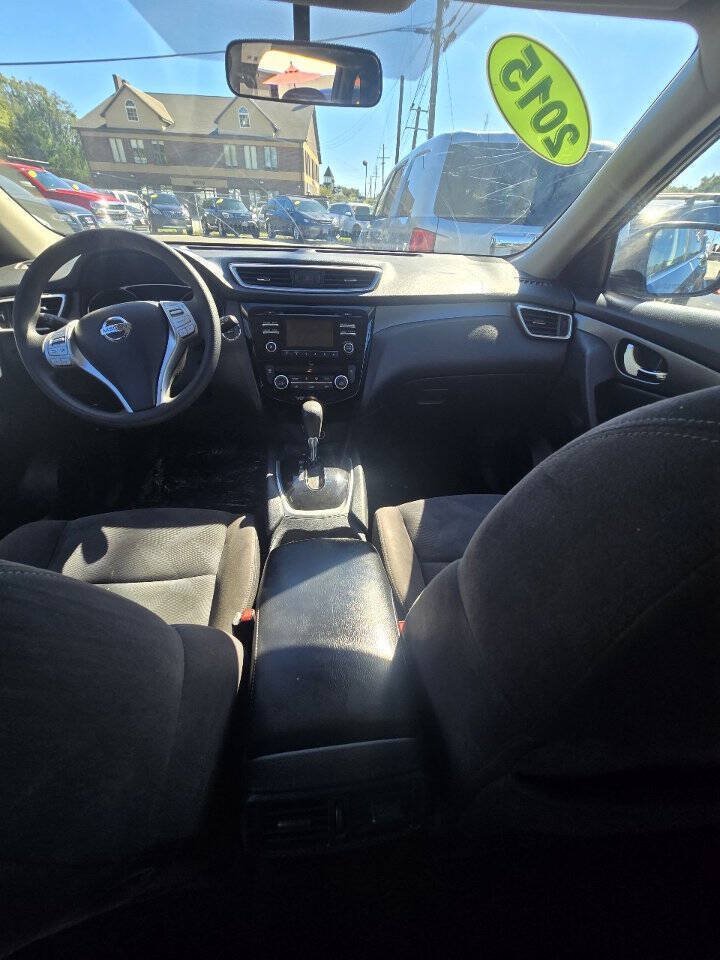 Used 2015 Nissan Rogue SV AWD/4WD image 32