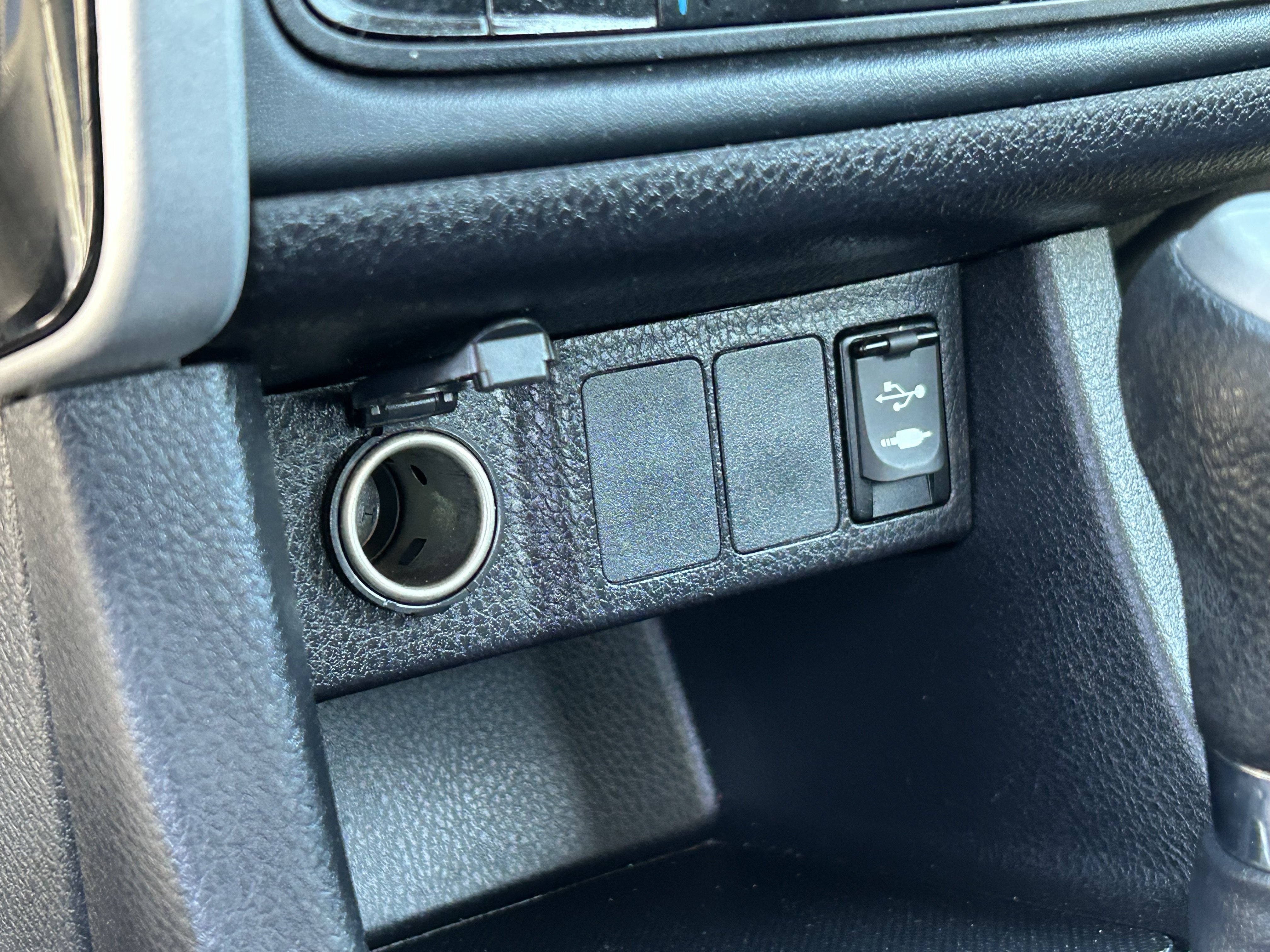Certified 2019 Toyota Corolla LE FWD image 22