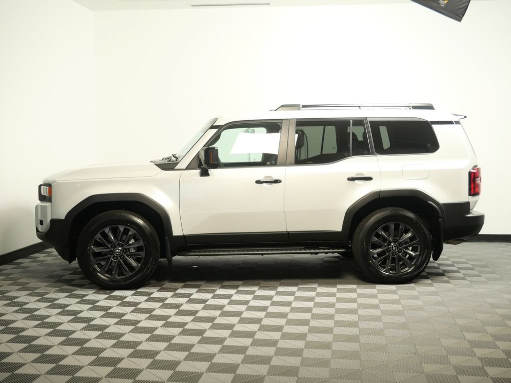 Used 2024 Toyota Land Cruiser w/ Premium Package AWD/4WD image 5