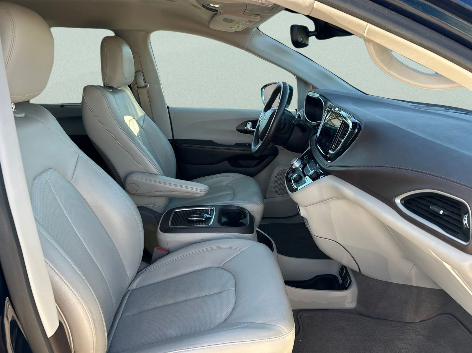 Certified 2021 Chrysler Pacifica Touring-L FWD image 13