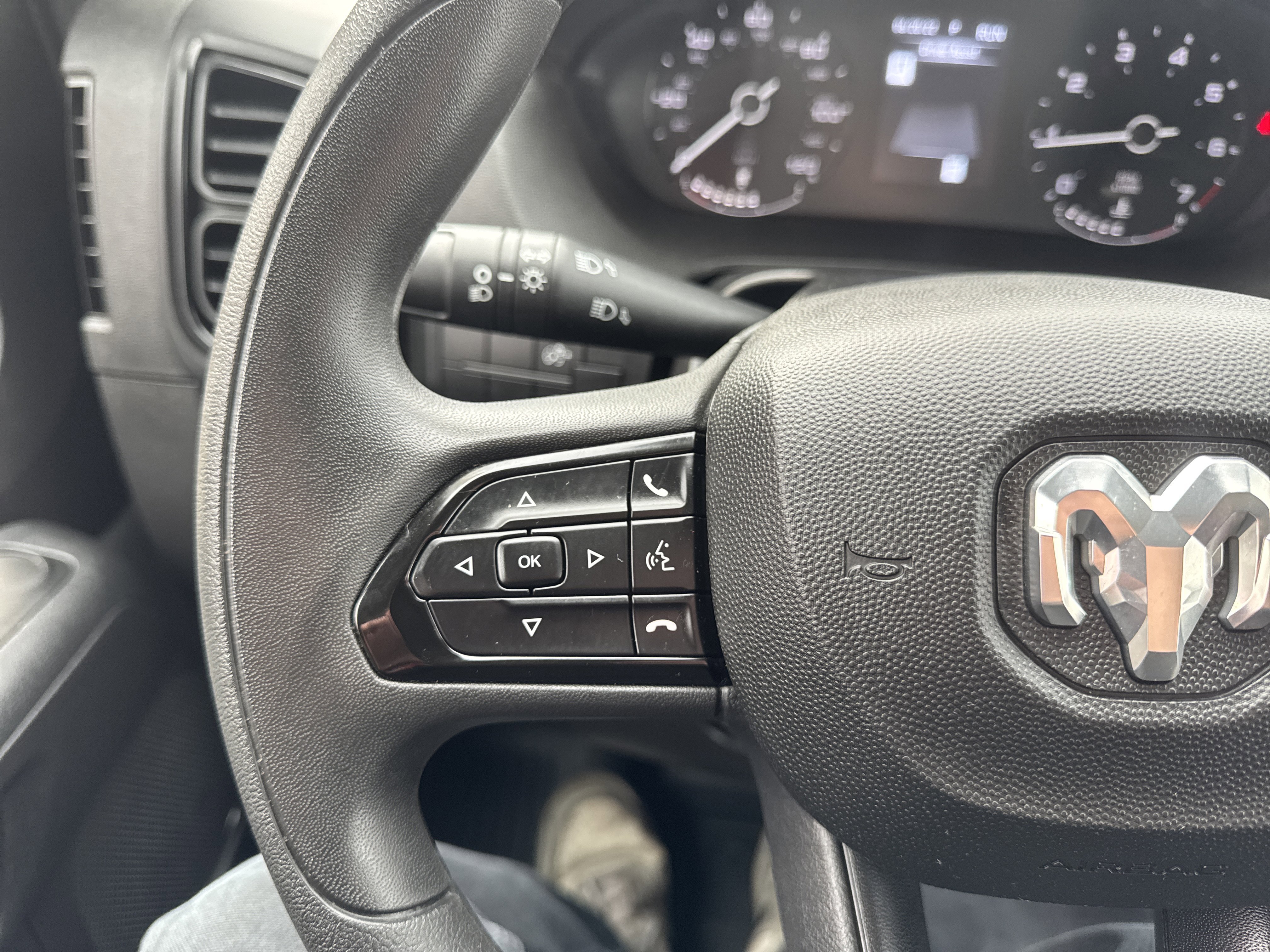 Used 2025 RAM ProMaster 2500 w/ Power Group image 17