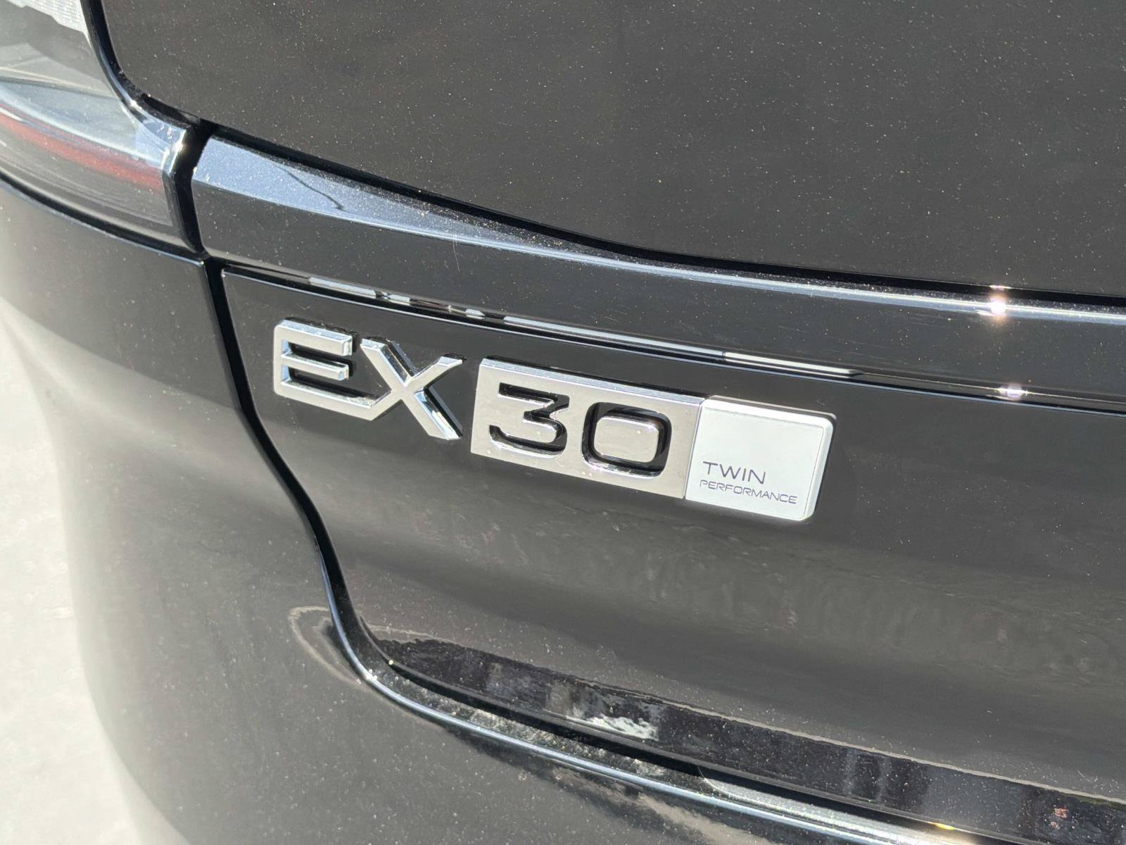 New 2026 Volvo EX30 Plus w/ Climate Package AWD/4WD image 22