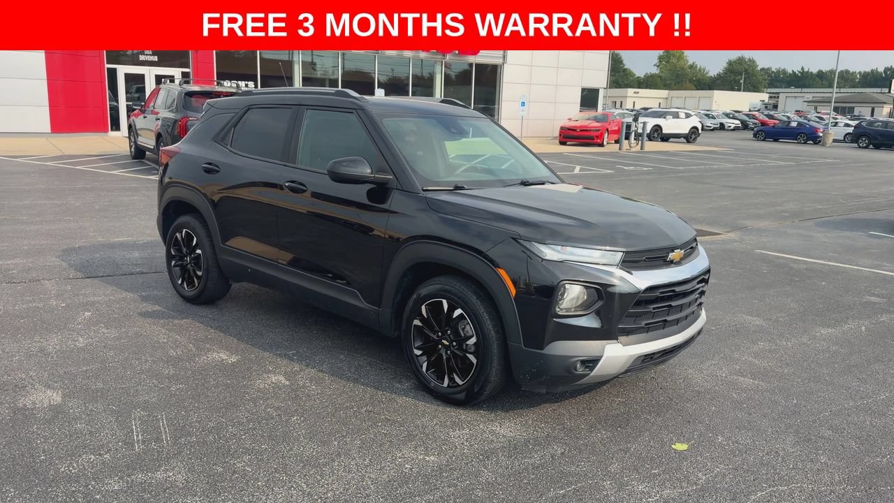 Used 2021 Chevrolet TrailBlazer LT w/ Convenience Package FWD image 2