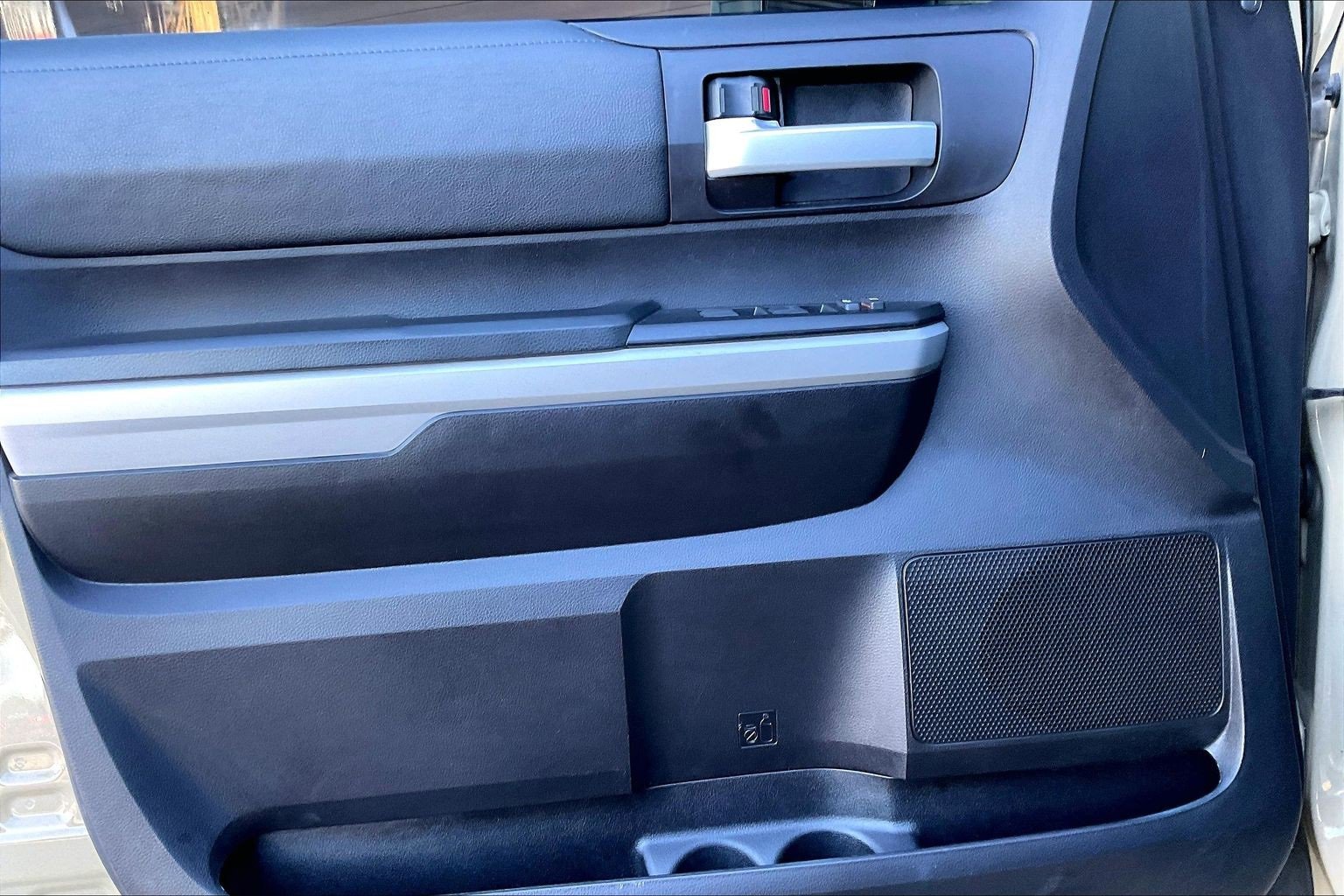 Used 2020 Toyota Tundra SR5 image 15