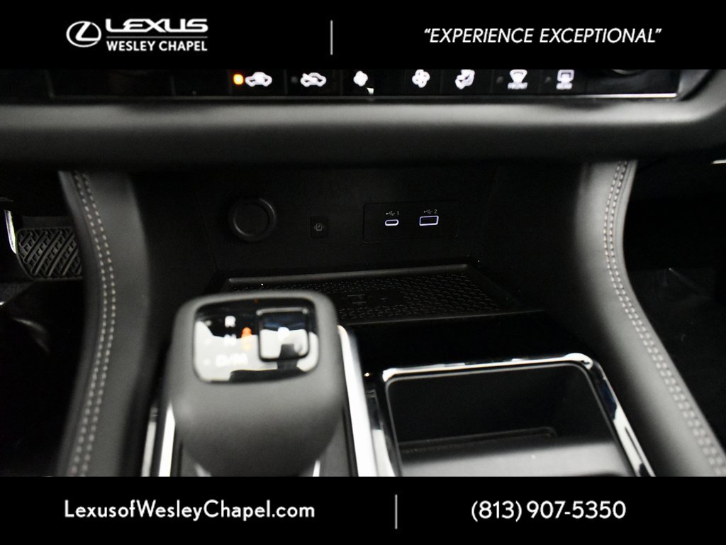 Used 2025 Nissan Pathfinder Platinum w/ Cargo Package image 46