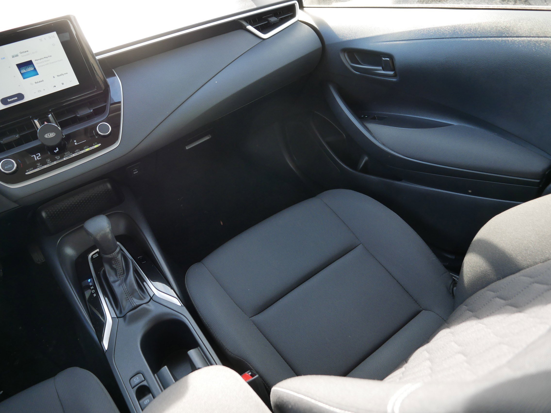 Used 2024 Toyota Corolla LE image 14