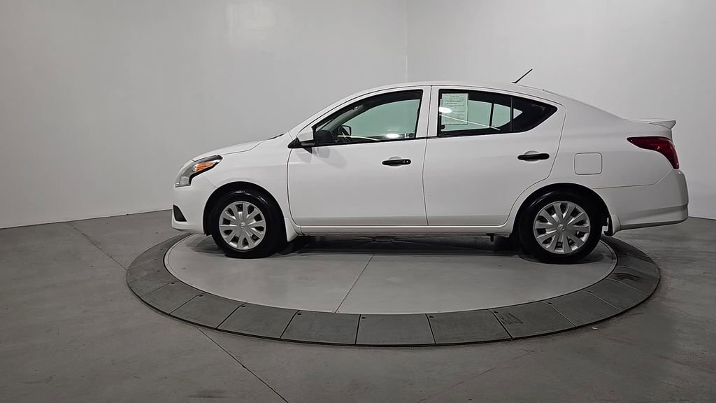 Used 2018 Nissan Versa S Plus video 2