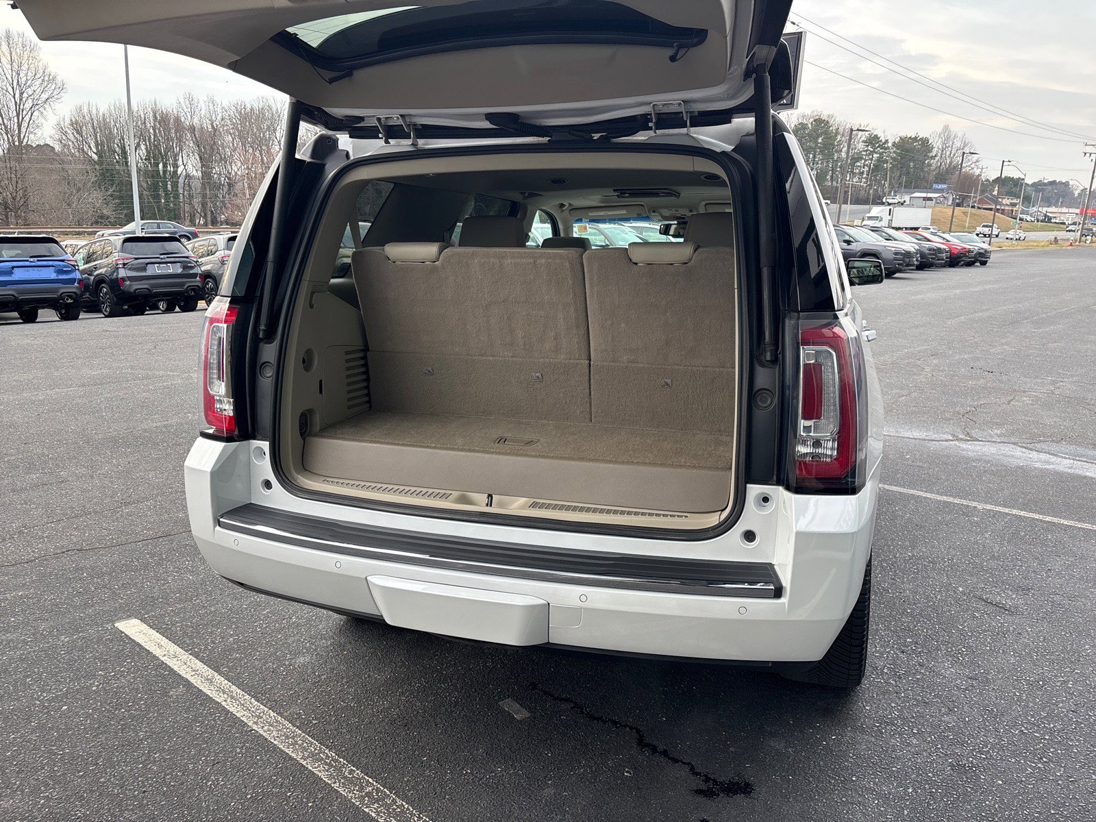 Used 2018 GMC Yukon Denali w/ Denali Ultimate Package image 54