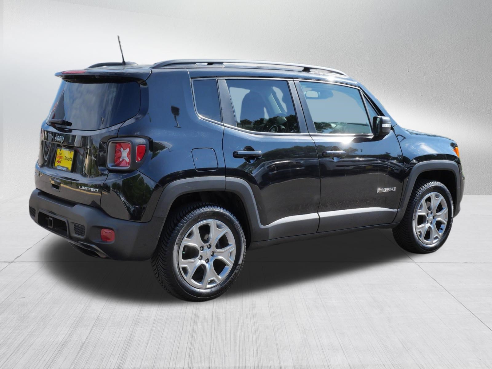 Used 2020 Jeep Renegade Limited w/ Trailer Tow Group AWD/4WD image 7
