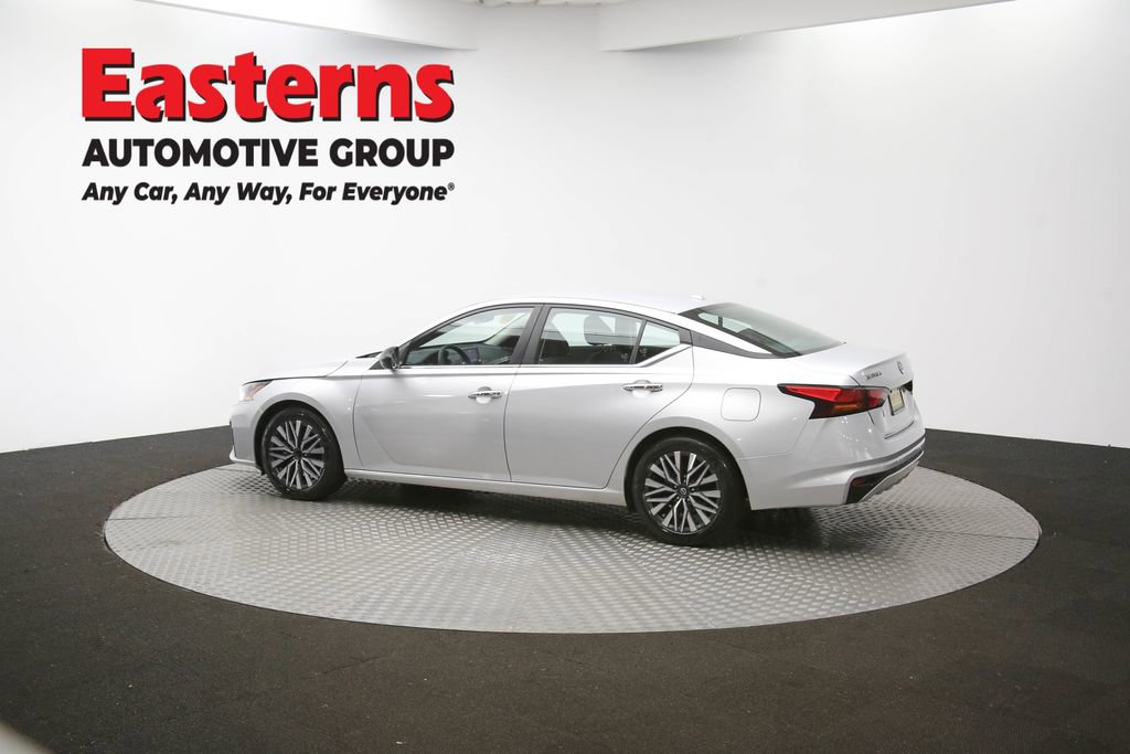 Used 2024 Nissan Altima 2.5 SV image 59