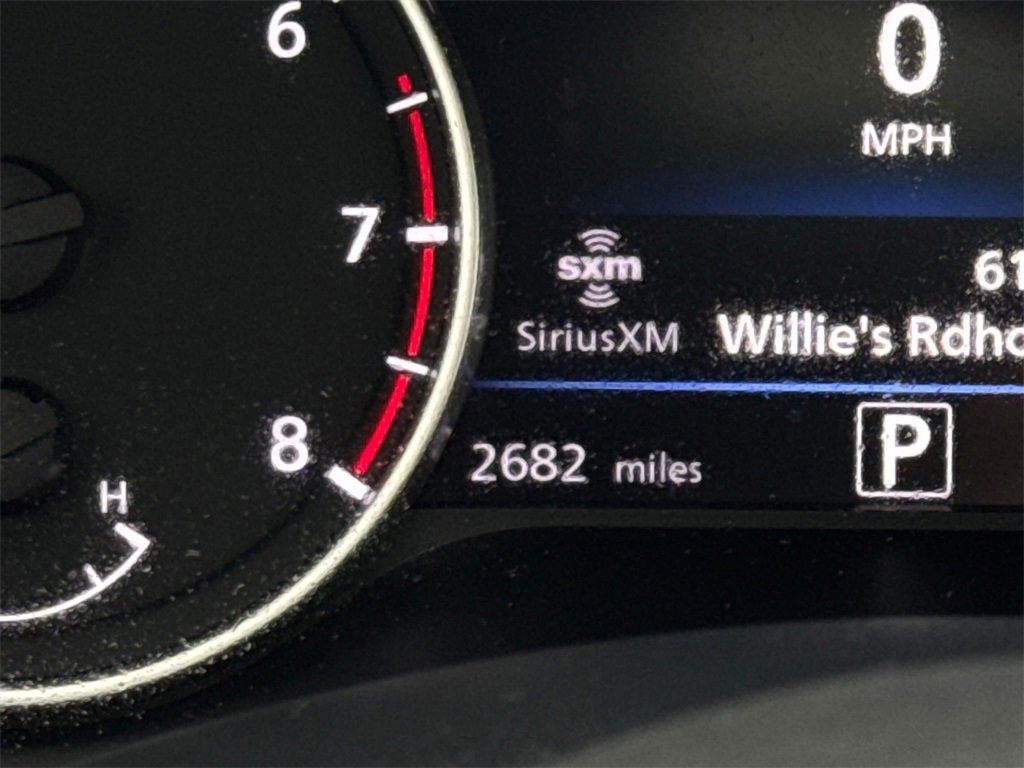 Used 2025 Nissan Sentra SR w/ SR Premium Package image 16