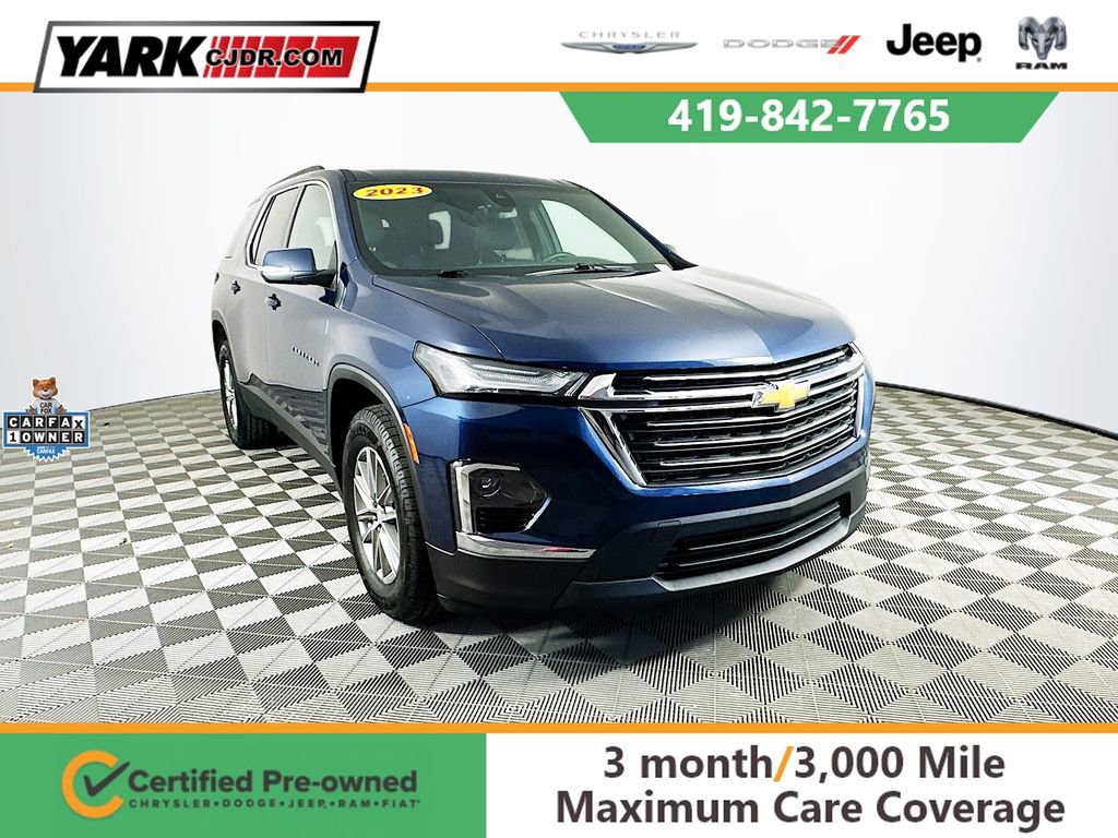 Used 2023 Chevrolet Traverse LT image 1