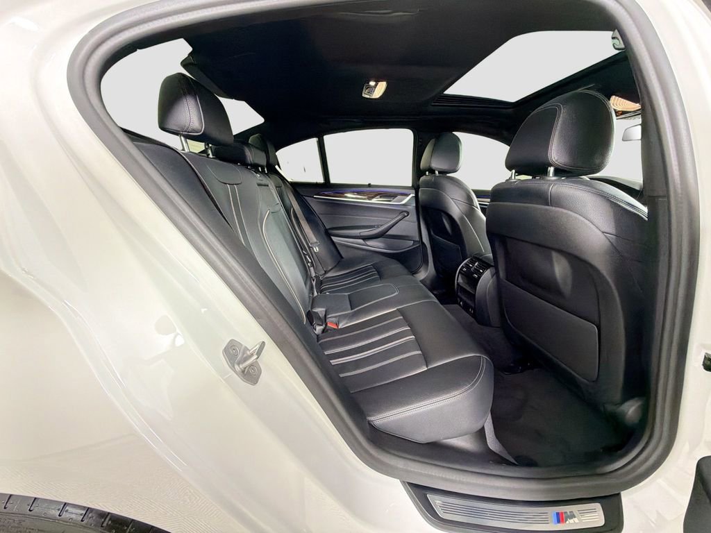Used 2021 BMW 540i w/ M Sport Package RWD image 29