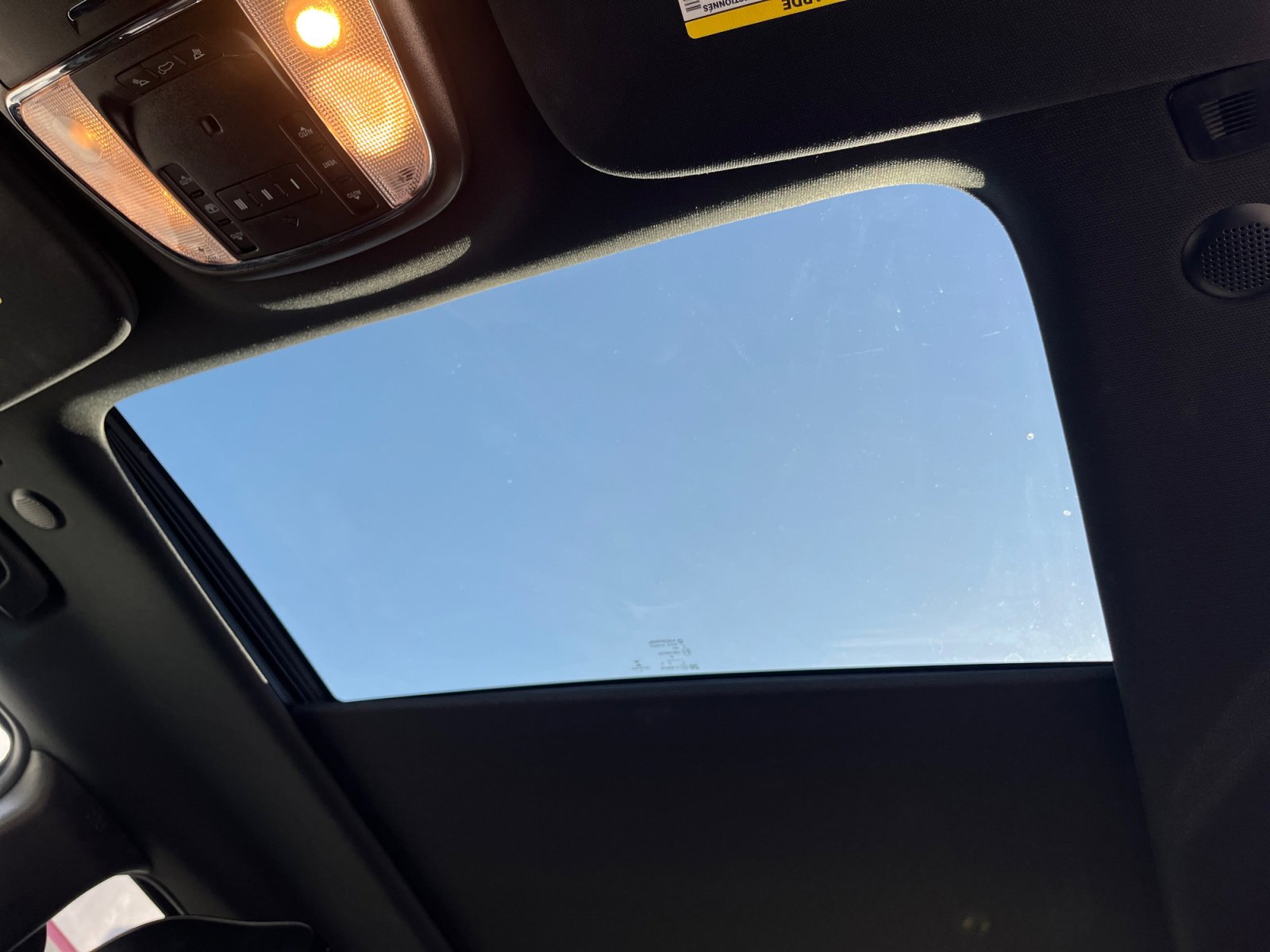 Used 2018 Jeep Grand Cherokee Overland image 31