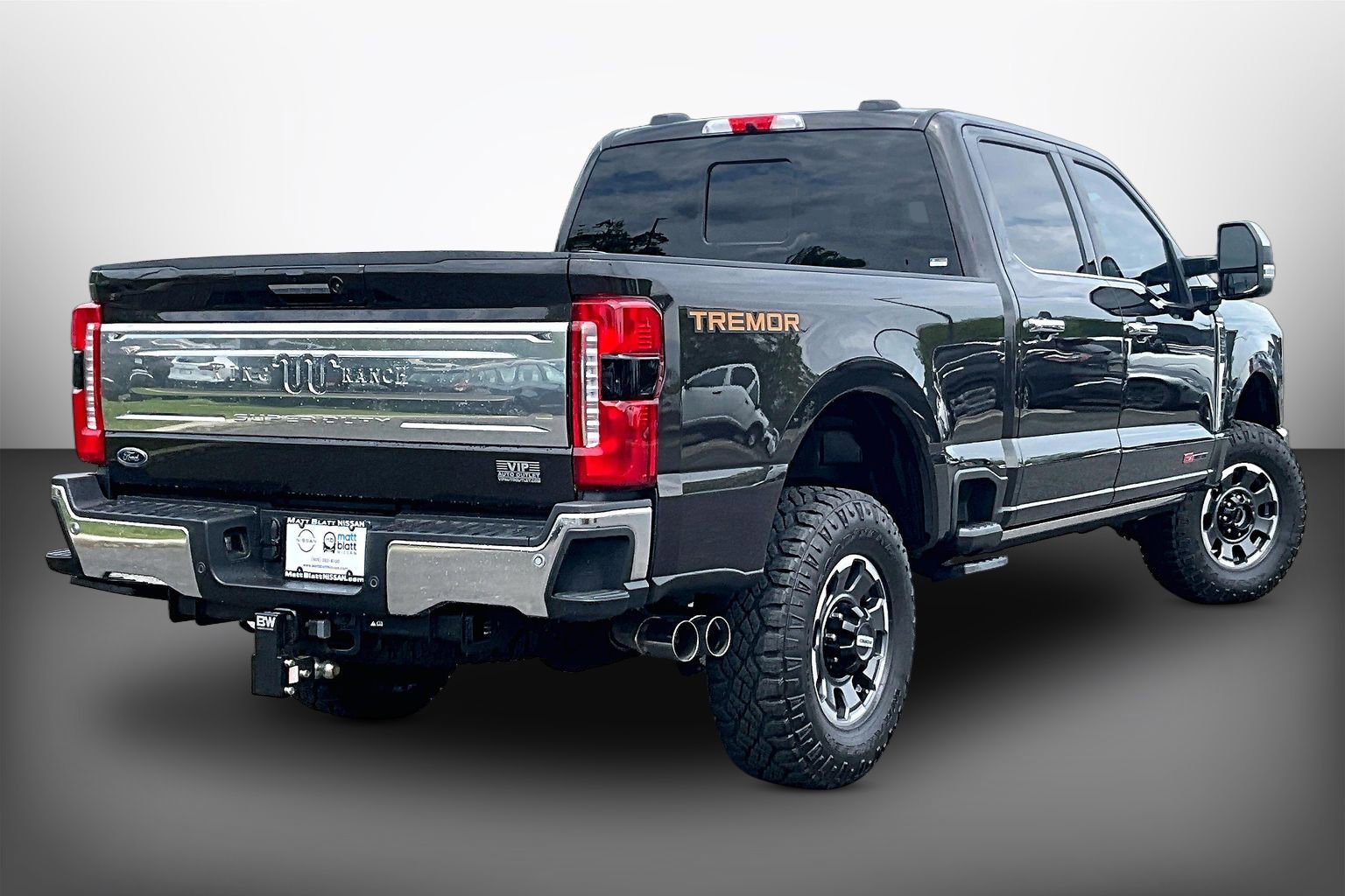 Used 2024 Ford F250 King Ranch w/ Tremor Off-Road Package AWD/4WD image 12