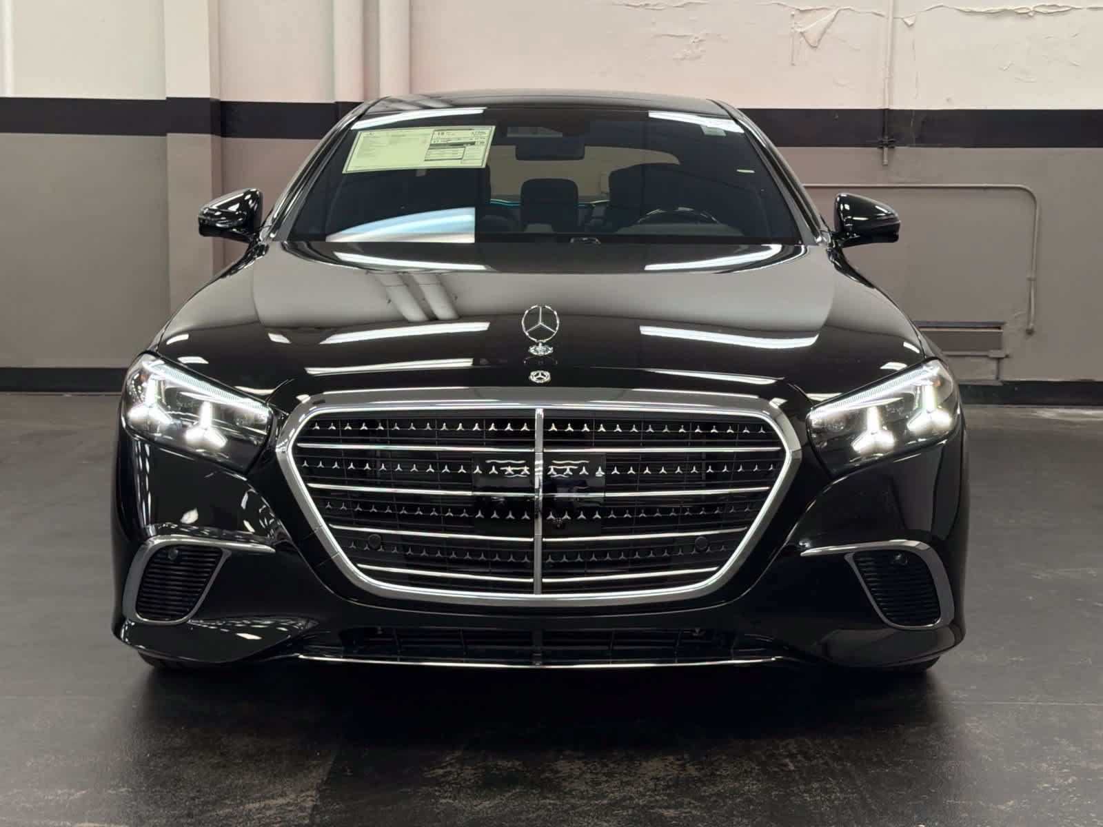 New 2027 Mercedes-Benz S 580 4MATIC Sedan image 4