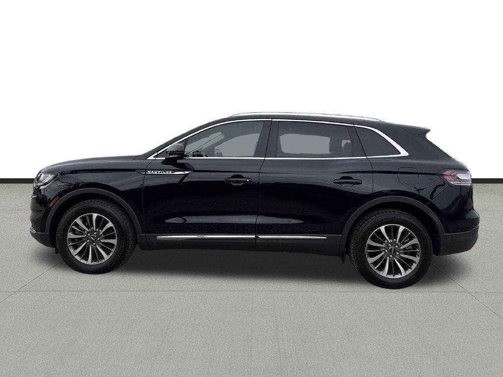 Used 2023 Lincoln Nautilus Reserve w/ Luxury Package AWD/4WD image 8