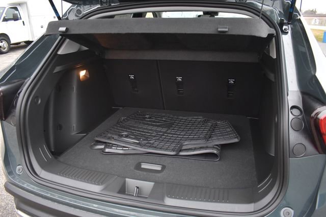New 2026 Chevrolet Trax LT w/ LPO, Blackout Package image 17