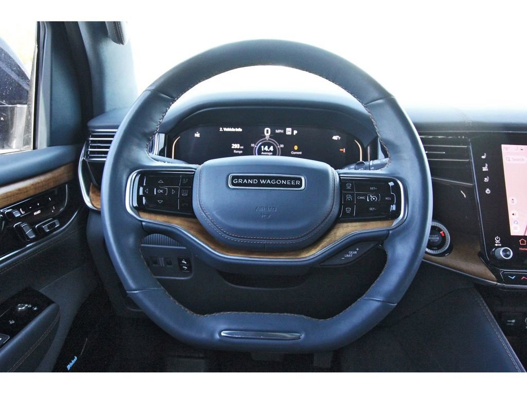 Used 2023 Jeep Grand Wagoneer Series II w/ Premium Group II AWD/4WD image 16