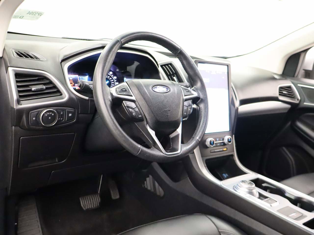 Used 2021 Ford Edge SEL image 14