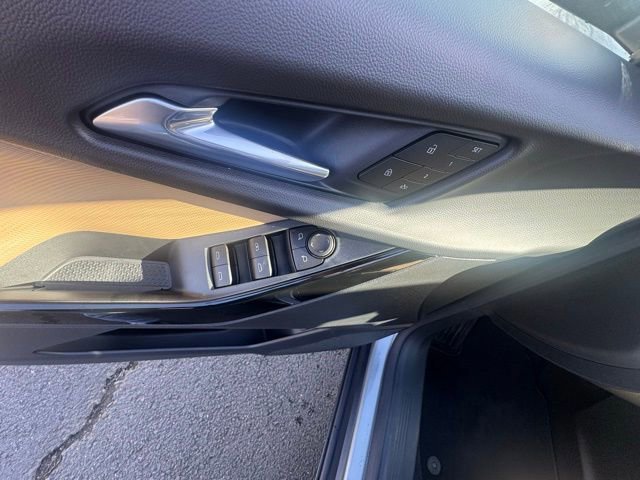 New 2026 Chevrolet Equinox ACTIV w/ Convenience Package III image 13