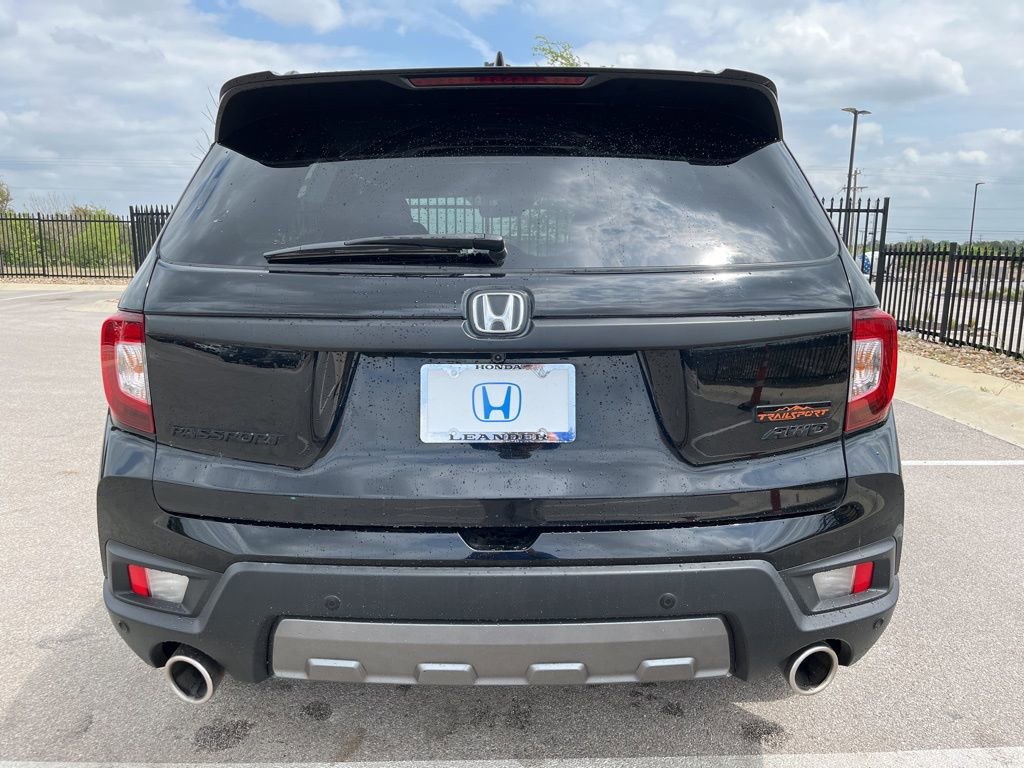 Certified 2023 Honda Passport TrailSport image 5