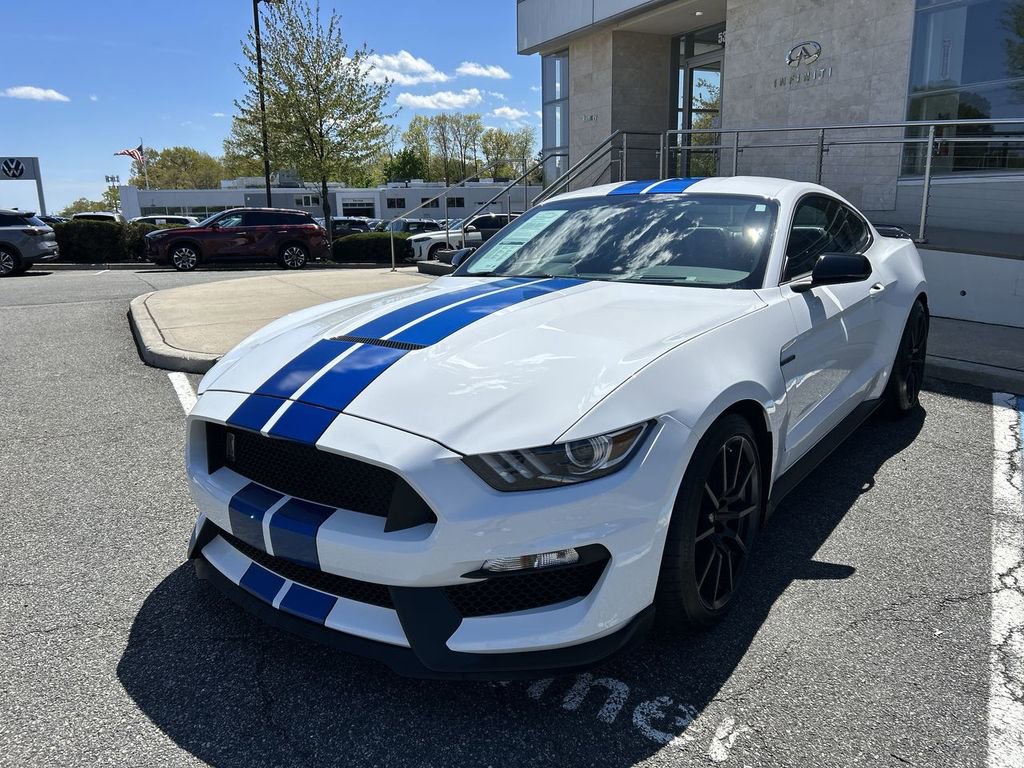 Used 2018 Ford Mustang Shelby GT350 w/ Convenience Package RWD image 3